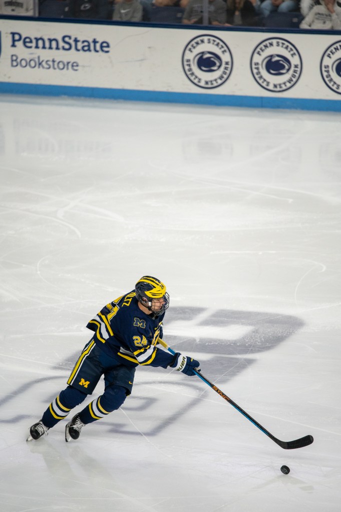 Steve Holtz at Pegula Ice Arena
